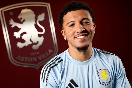 Dortmund lên kế hoạch tái hợp Jadon Sancho lần thứ ba