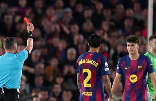 Atletico Madrid đánh bại Barcelona 2-0: Bản lĩnh Simeone và bước ngoặt thẻ đỏ tại Camp Nou