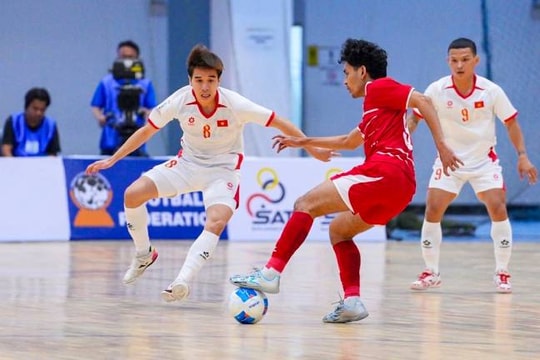 Tuyển futsal Việt Nam thua tiếc nuối 2-3 trước Indonesia tại bán kết Đông Nam Á