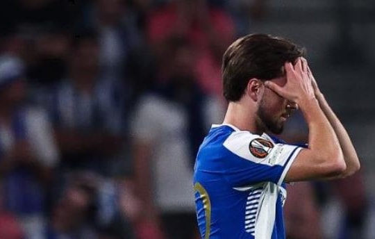 Porto chia điểm đáng tiếc trước Nottingham Forest: Sai lầm khó tin và bức tường Ortega