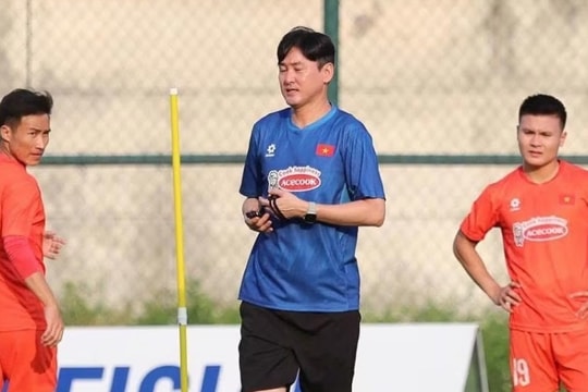 Báo Thái Lan ca ngợi cựu trợ lý tuyển Việt Nam Lee Jung-soo là bậc thầy chiến thuật
