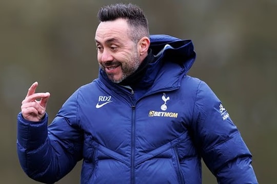 Roberto De Zerbi khơi dậy bản sắc tấn công để giải cứu Tottenham khỏi nhóm xuống hạng