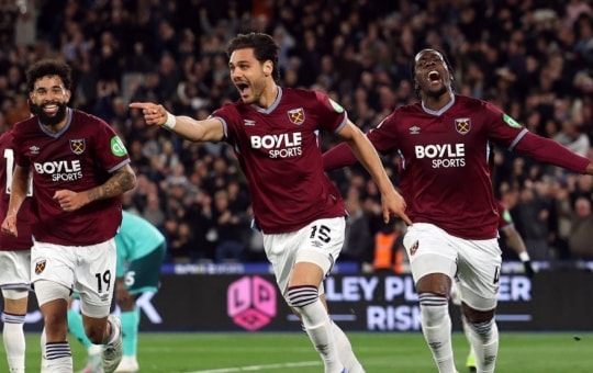 West Ham vùi dập Wolves 4-0: Mavropanos tỏa sáng đẩy Tottenham xuống nhóm xuống hạng
