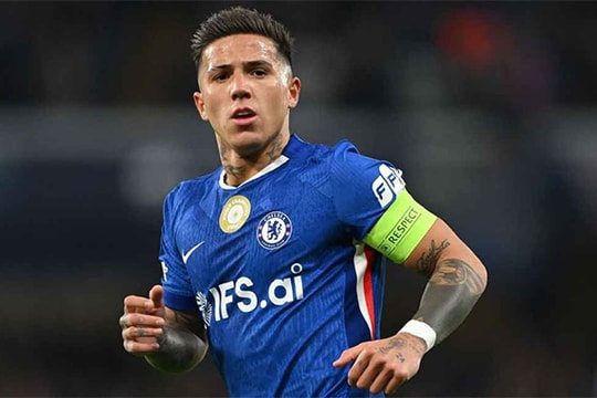 Chuyển nhượng 11/4: Real Madrid săn đón Enzo Fernandez, Tottenham dẫn đầu vụ Robertson
