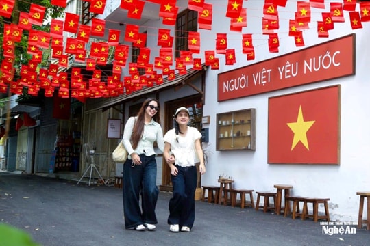 Mong muốn hoán đổi ngày nghỉ lễ: 'Bài toán' năng suất lao động và chất lượng sống