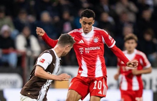 Bayern Munich thắng hủy diệt St. Pauli 5-0: Uy phong của nhà vô địch
