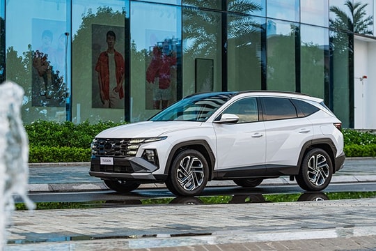 Hyundai Tucson 2026: Giá lăn bánh, thông số kỹ thuật và các nâng cấp mới nhất