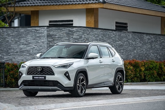 Toyota Yaris Cross 2026: Ưu đãi 50% lệ phí trước bạ và bảng giá lăn bánh tháng 4