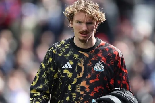 Tương lai Nick Woltemade tại Newcastle: Mâu thuẫn với Eddie Howe và tín hiệu từ Bayern Munich