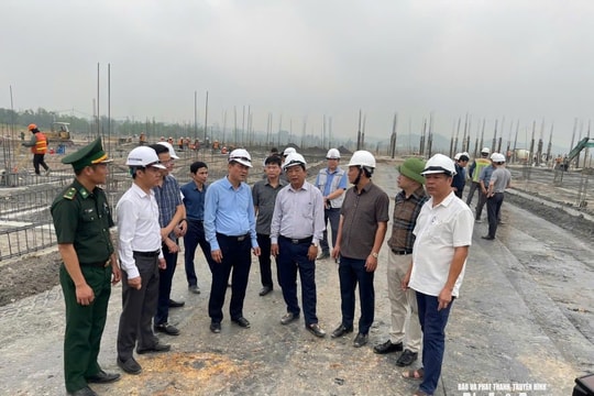Phó Chủ tịch UBND tỉnh Thái Văn Thành kiểm tra tiến độ xây dựng các trường phổ thông nội trú liên cấp tại xã Hạnh Lâm và Anh Sơn
