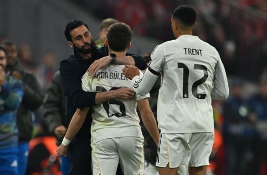 Bayern Munich hạ Real Madrid 4-3 trong đêm Champions League điên rồ tại Allianz Arena