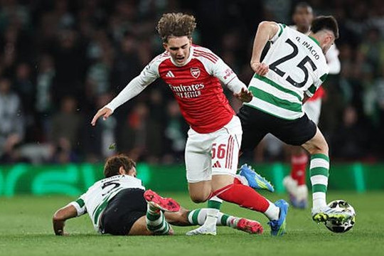 Arsenal vào bán kết Champions League: Đằng sau chiến tích là nỗi lo kiệt quệ