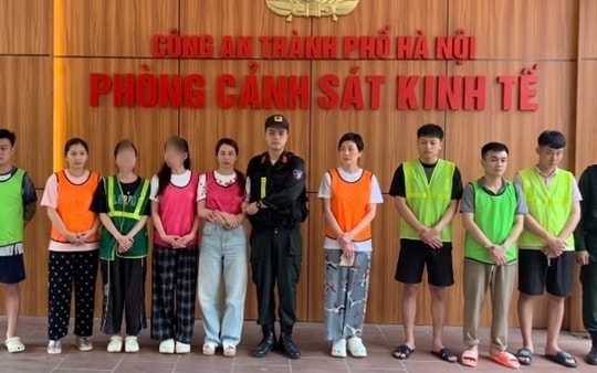 Khởi tố 9 đối tượng thu thập trái phép thông tin về tài khoản ngân hàng