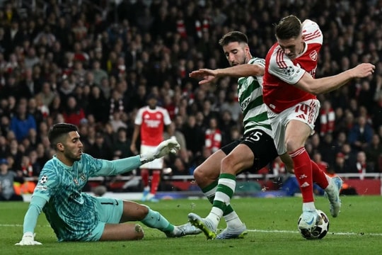 Mikel Arteta và bài toán Viktor Gyokeres: Arsenal nên chọn ai cho đại chiến Man City?