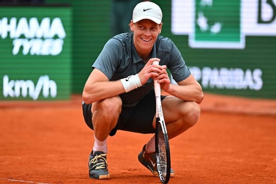 Jannik Sinner được khuyên bỏ Madrid Open; Roland Garros vinh danh các huyền thoại
