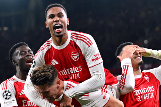 Arsenal đối mặt rủi ro vì ít xoay tua: Bài toán thể lực trước thềm đại chiến Man City