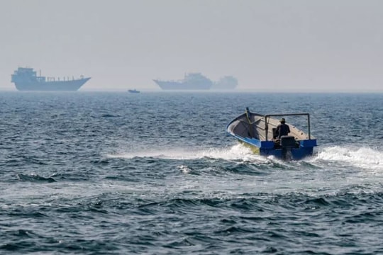 Eo biển Hormuz: Khôi phục dòng chảy dầu mới là vấn đề lớn