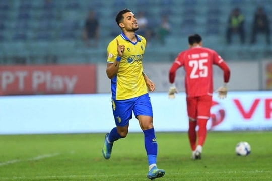 Đỗ Hoàng Hên rực sáng tại V-League và bước ngoặt nhập tịch của Alan Grafite