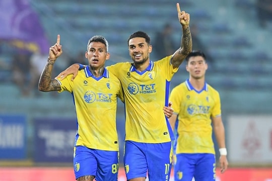 Hai Long giải mã mối liên kết với Đỗ Hoàng Hên trong màn ngược dòng của Hà Nội FC