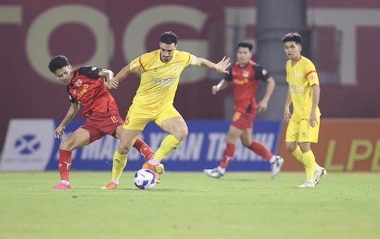 Ninh Bình thắng áp đảo PVF-CAND 3-0 nhờ dàn sao thượng hạng