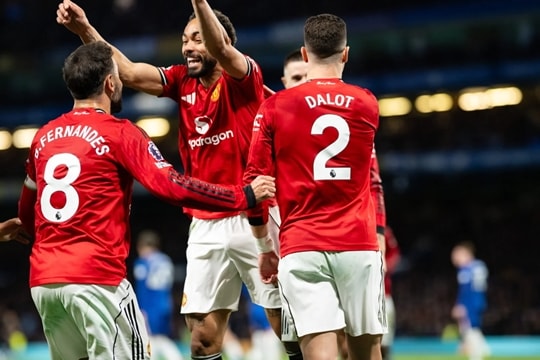 Matheus Cunha tỏa sáng giúp Man Utd hạ Chelsea: Bài học về tư duy vượt tầm Alejandro Garnacho