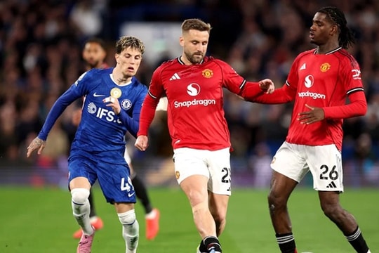 Manchester United hạ Chelsea 1-0: Bản lĩnh Luke Shaw và bước ngoặt top 4