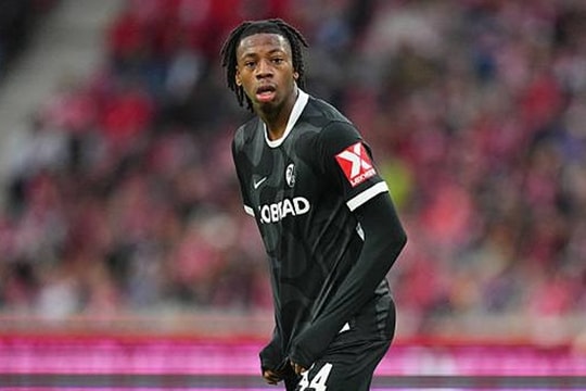 Arsenal nhắm 'báu vật' Johan Manzambi: Lời giải cho bài toán tuyến giữa của Mikel Arteta