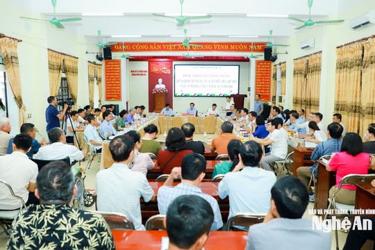 Chủ tịch UBND tỉnh Nghệ An Võ Trọng Hải chủ trì đối thoại với 108 công dân xã Diễn Châu