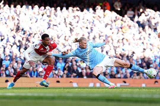 Man City 2-1 Arsenal: Canh bạc pressing của Mikel Arteta phá sản tại Etihad