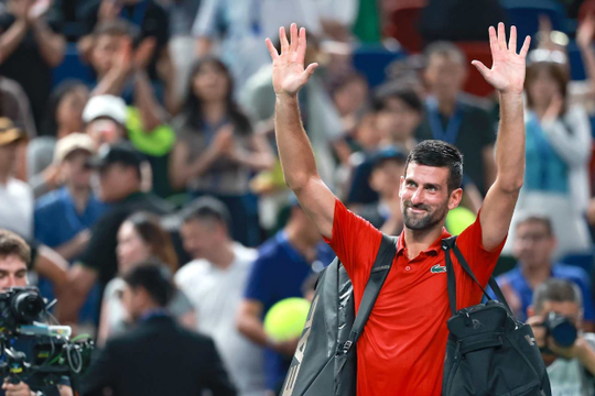 Sinner nới rộng cách biệt, Djokovic xô đổ kỷ lục của Federer trên bảng xếp hạng tennis