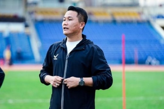 HLV Mai Xuân Hợp lên tiếng về tương lai của Rimario Gordon tại Đông Á Thanh Hóa
