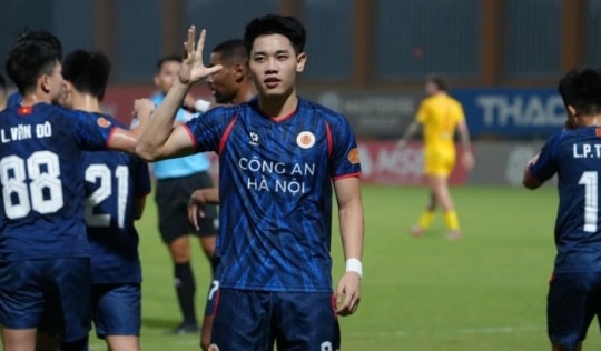 Nguyễn Đình Bắc lọt tầm ngắm Vissel Kobe: Truyền thông Thái Lan đưa tin chấn động J-League