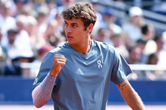 Ben Shelton vô địch Munich Open 2026: Flavio Cobolli thua trận vẫn gây sốt