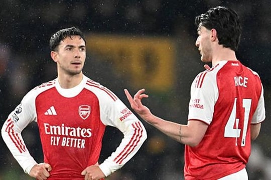 Nghịch lý tại Emirates: Vì sao hàng tiền vệ đang kìm hãm tham vọng vô địch của Arsenal?