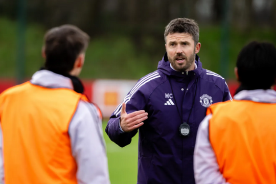 Michael Carrick và bài toán ghế nóng tại MU: Giải pháp bền vững hay 'Solskjaer 2.0'?