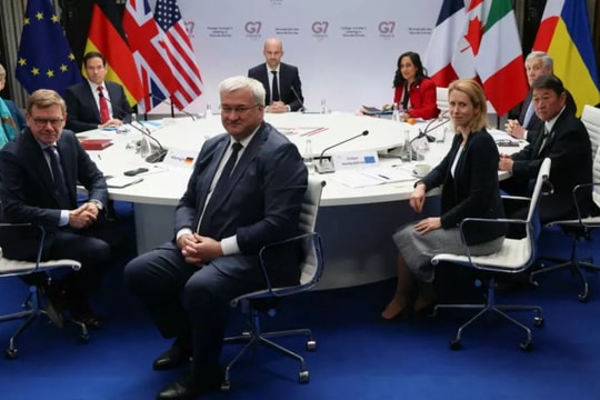 G7 bỏ qua vấn đề biến đổi khí hậu để tránh xung đột với Mỹ
