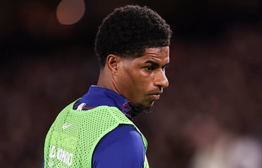 Hansi Flick cạn kiên nhẫn, Marcus Rashford đếm ngược ngày rời Barcelona