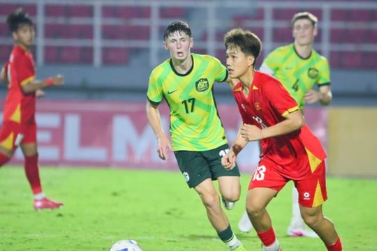 U17 Việt Nam ngược dòng hạ Australia 2-1 vào chung kết giải Đông Nam Á