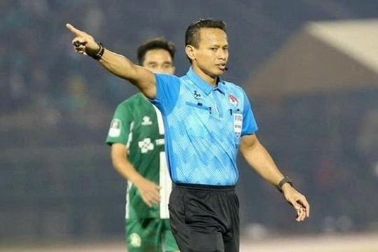V-League 2025/26 mời 2 trọng tài FIFA Malaysia điều hành vòng 20 then chốt