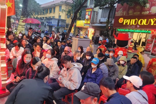 Giá vàng hôm nay 25/4/2026: Giá vàng SJC, nhẫn 9999, vàng nữ trang 24K 18K và giá vàng thế giới