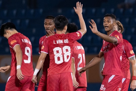 CAHN vs SLNA: Thử thách phá khối bê tông để chạm tay vào chức vô địch V-League
