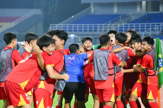 U17 Việt Nam vô địch Đông Nam Á 2026; Real Madrid vấp ngã trong cuộc đua vô địch La Liga