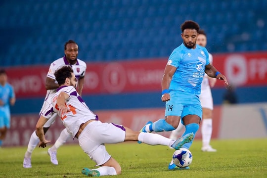 Xuân Son bị phong tỏa, Hà Nội FC chịu tổn thất lực lượng dù giành 3 điểm