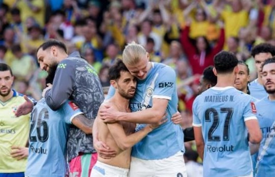 Man City ngược dòng vào chung kết FA Cup nhờ siêu phẩm của Nico Gonzalez