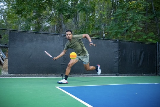 TYPTI: Môn thể thao dùng vợt mới hứa hẹn thay thế pickleball nhờ tính năng không gây ồn