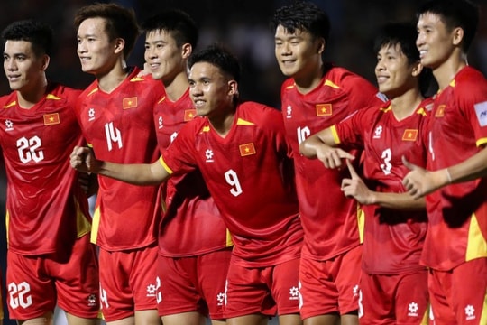 Thử thách cực đại cho HLV Kim Sang-sik: Giải mã bài toán nhân sự tại ASEAN Cup 2026