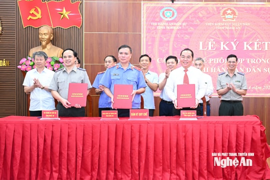 Các cơ quan tư pháp tỉnh ký kết Quy chế phối hợp liên ngành trong công tác thi hành án dân sự