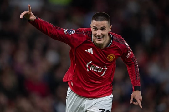 Manchester United sở hữu 99,76% cơ hội dự Champions League theo Opta
