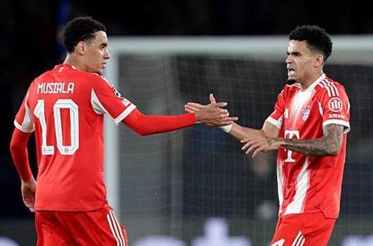 Bayern Munich 4-5 PSG: Khi Hùm xám tự sát bởi những sai lầm cá nhân sơ đẳng