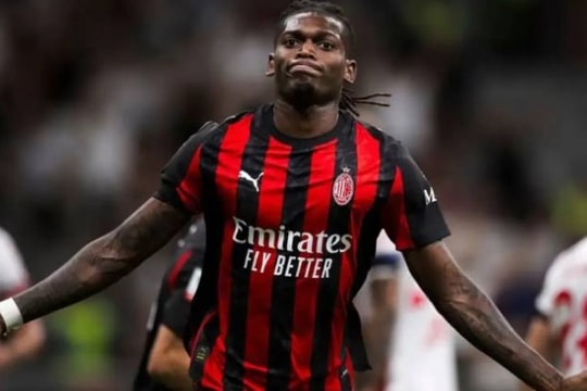 Chuyển nhượng sáng 30/4 MU sẵn sàng đổi ngôi sao lấy Rafael Leao Barca tranh Julian Alvarez